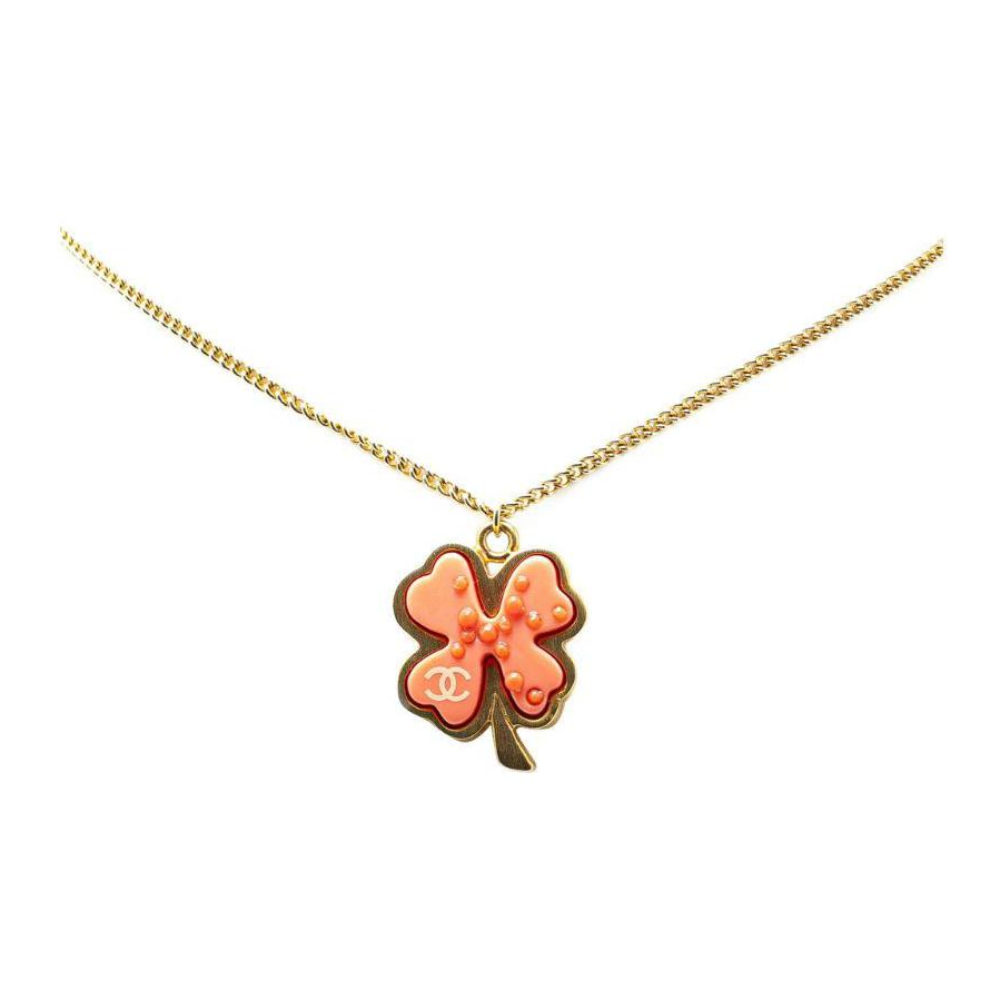 CHANEL 2003 Gold Plated And Resin Clover Pendant Necklace Costume Necklace