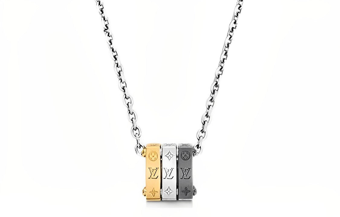 LOUIS VUITTON Monogram Bold Necklace