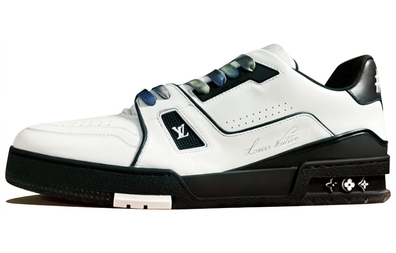 LOUIS VUITTON Lv Trainer Black White