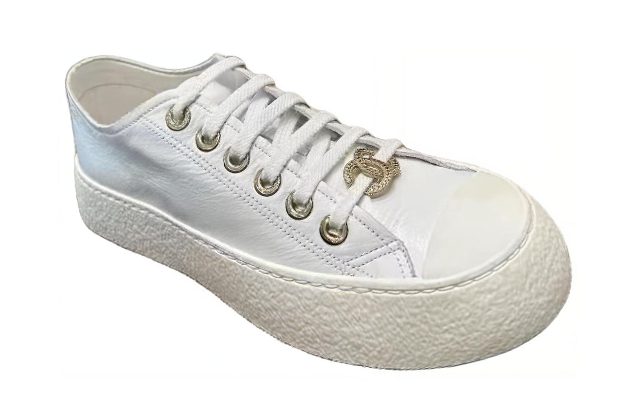CHANEL 24S Low-Top Skateboard Shoes Women's White