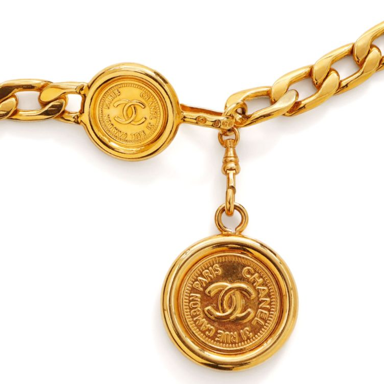 CHANEL 2000s Medallion Leather And Chain-link Belt