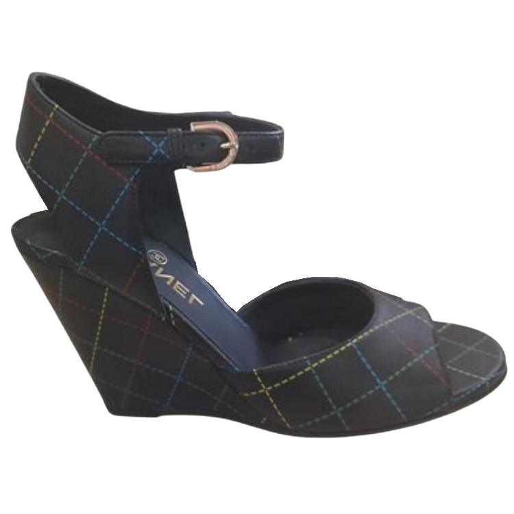 CHANEL 23C Early Spring Strap Sandals Women's Black