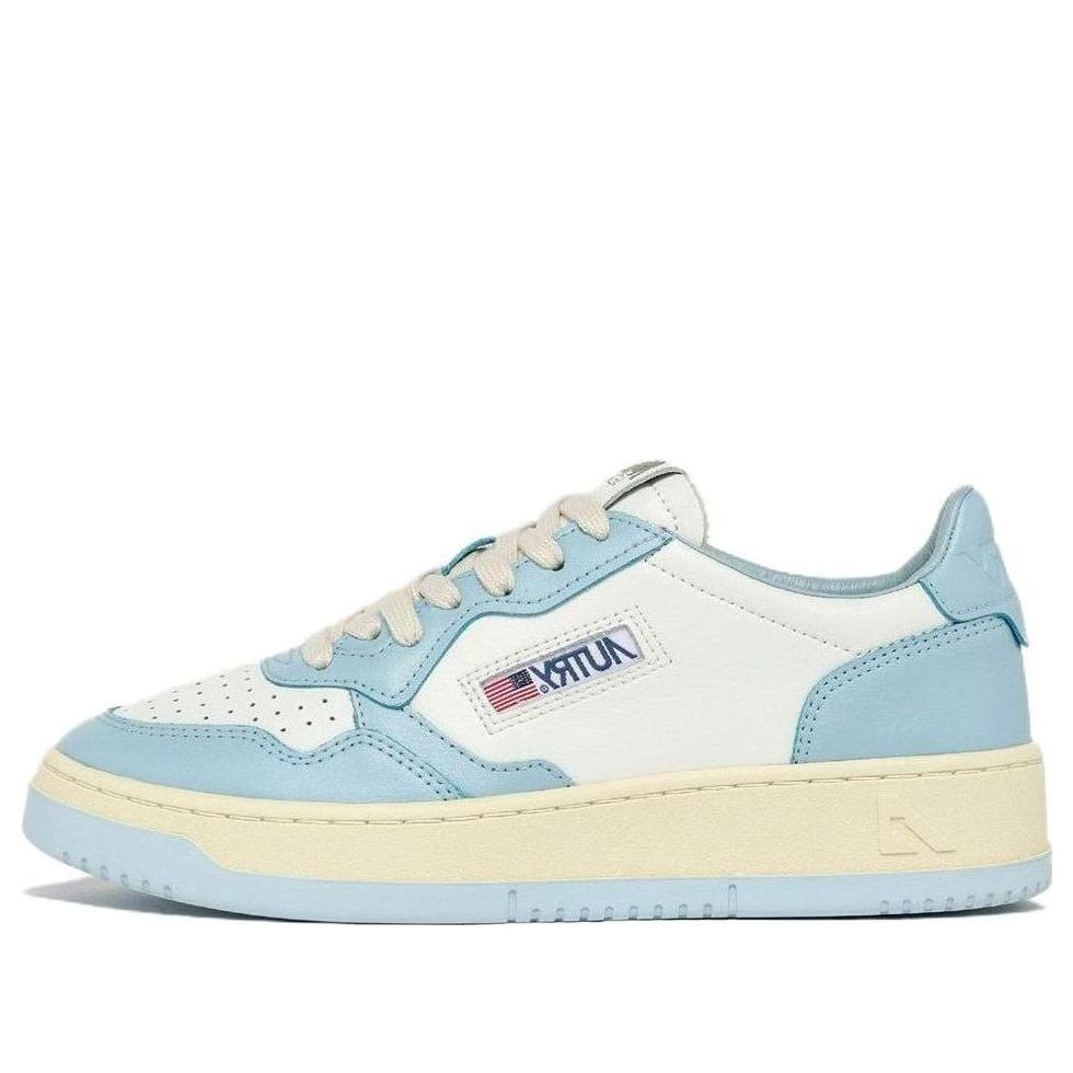 (WMNS) AUTRY Medalist Low Bicolor 'White Baby Blue' AULW-WB40