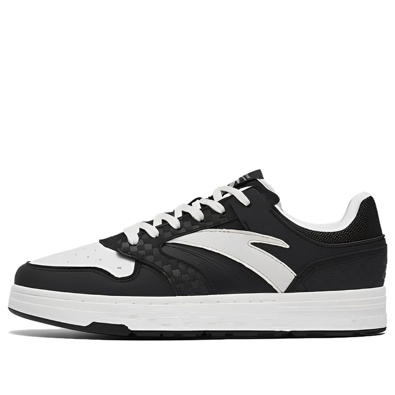 (WMNS) ANTA Street Naughty 'Black White' 122318051-4