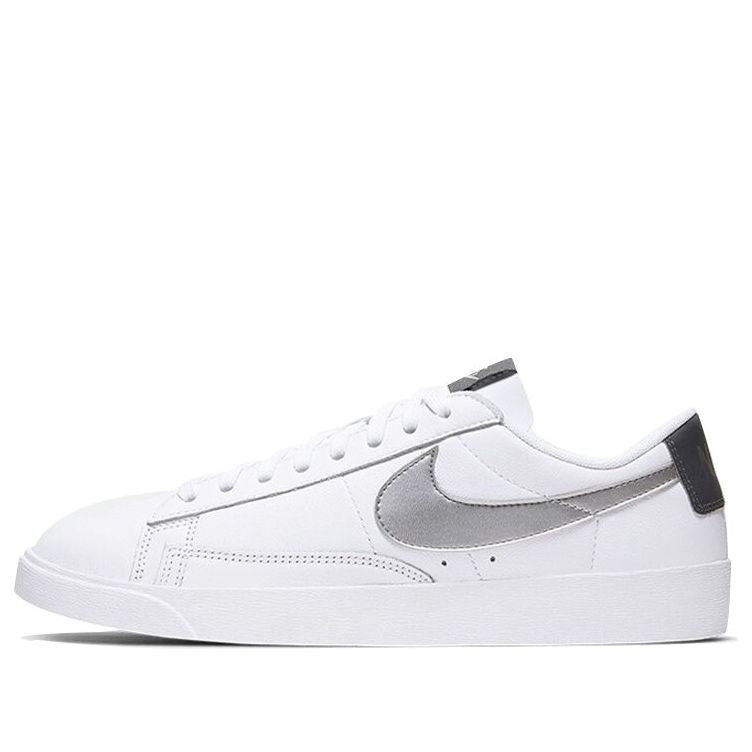 (WMNS) Nike Blazer Low LE 'White Metallic Silver' AV9370-106