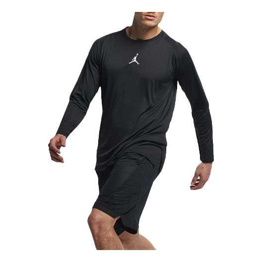 ملابس رياضية كاجوال من Air Jordan برقبة دائرية محبوكة وشعار رياضي بأكمام طويلة باللون الأسود 926431-010