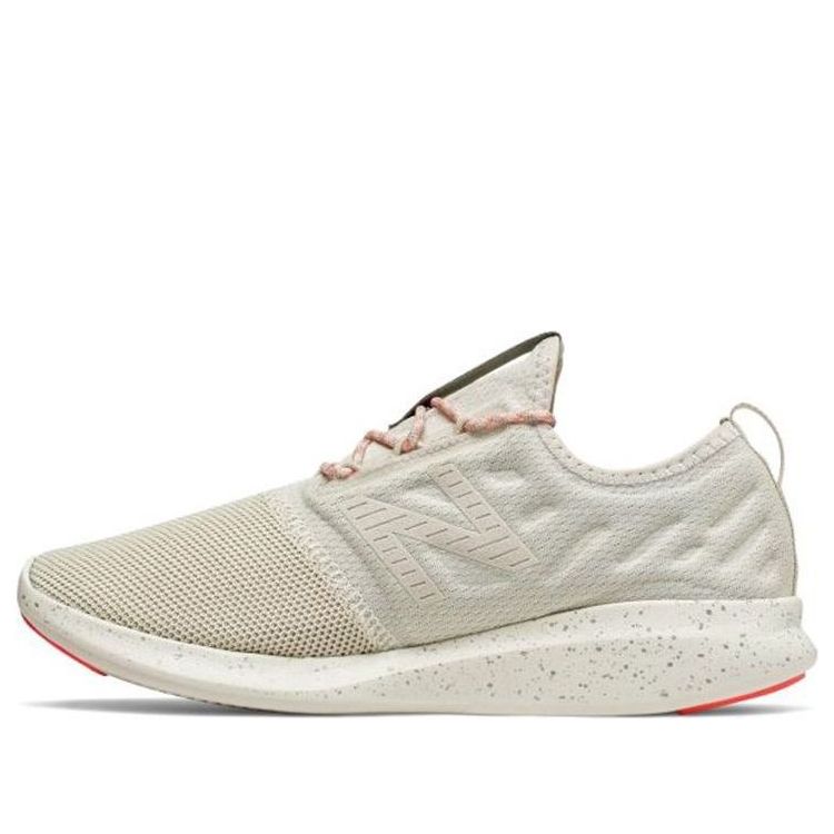 (WMNS) New Balance FuelCore Coast v4 Cream White WCSTLRG4