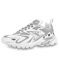 حذاء رياضي LOUIS VUITTON Runner Tatic باللون الأبيض والرمادي 1ABEQ4