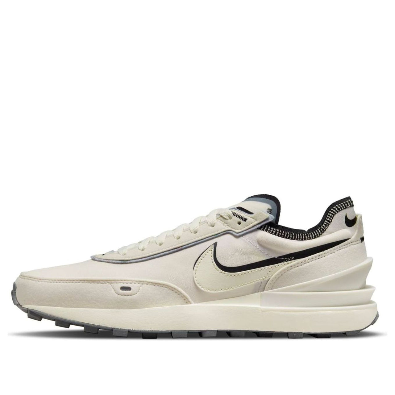 حذاء Nike Waffle One SE "حليب جوز الهند" DO9782-001