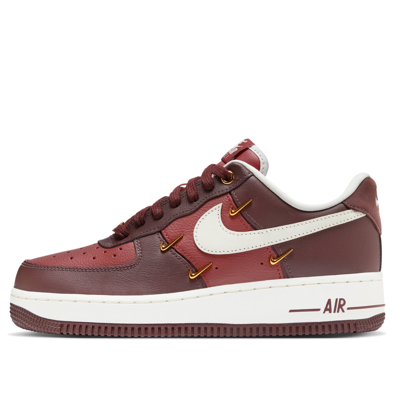 (WMNS) Nike Air Force 1 Low LX 'Team Red' IR0485-611