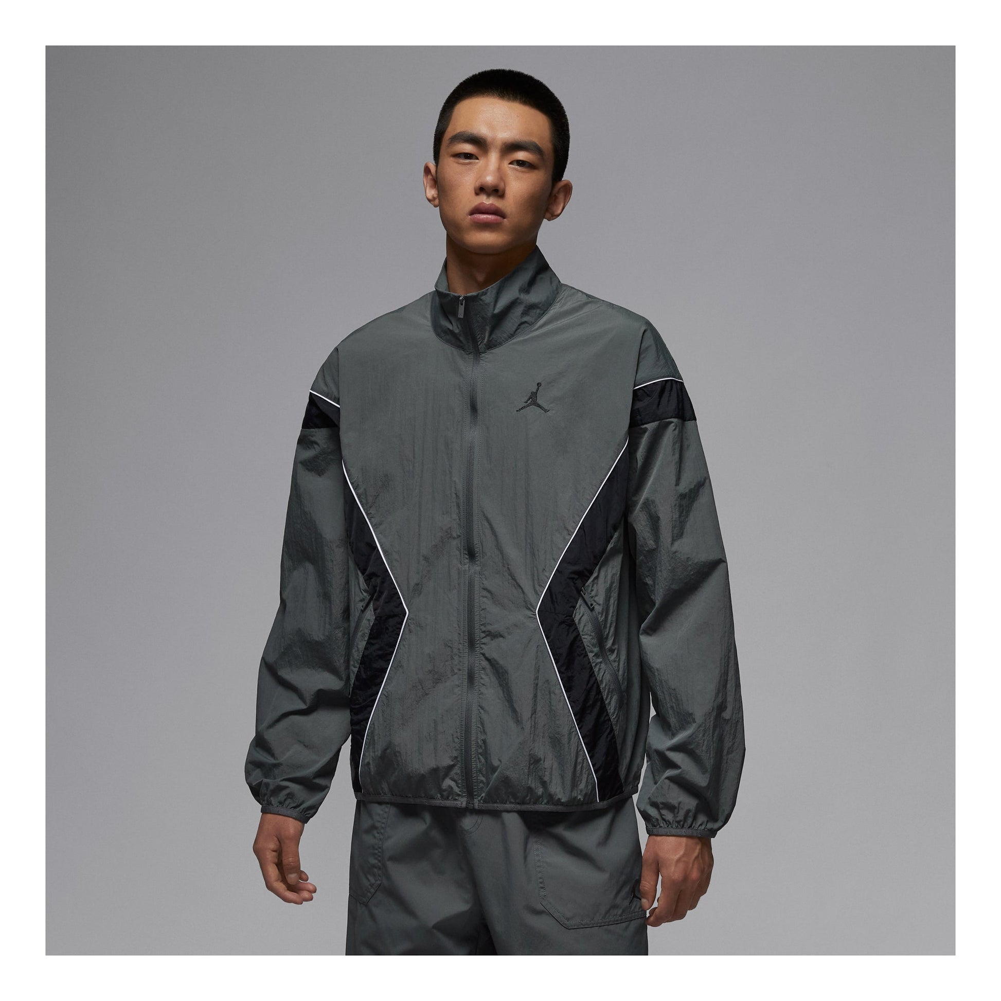 Air Jordan Brooklyn Draft Jacket 'Iron Grey Black'  IH2825-068