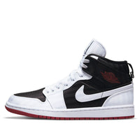 (WMNS) حذاء Air Jordan 1 Mid SE Utility باللونين الأبيض والأسود والأحمر الرياضي DD9338-016