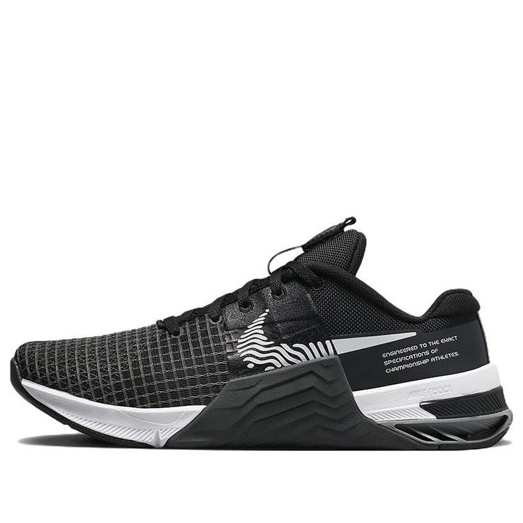 (WMNS) Nike Metcon 8 'Black Dark Smoke Grey' DO9327-001