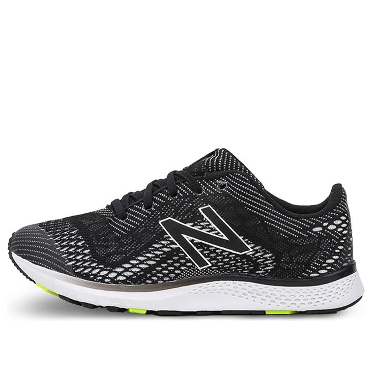 (WMNS) New Balance FuelCore Agility v2 'Black White Green' WXAGLBW2