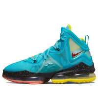 Nike LeBron 19 'Christmas' DC9338-400