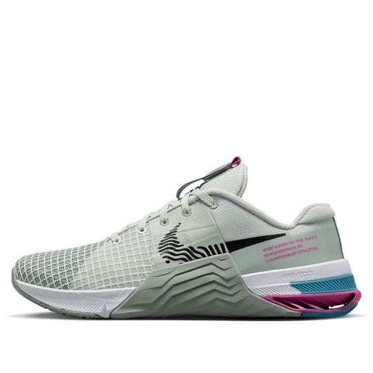 (WMNS) Nike Metcon 8 'Mica Green Cosmic Fuchsia' DO9327-004