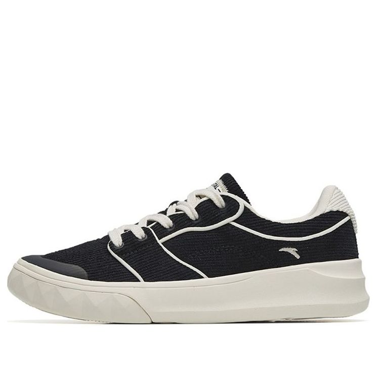 (WMNS) ANTA Classic Low 'Black Grey' 122248068-1