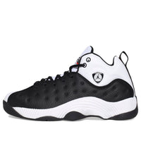 Air Jordan Jumpman Team 2 'White Black' 819175-106