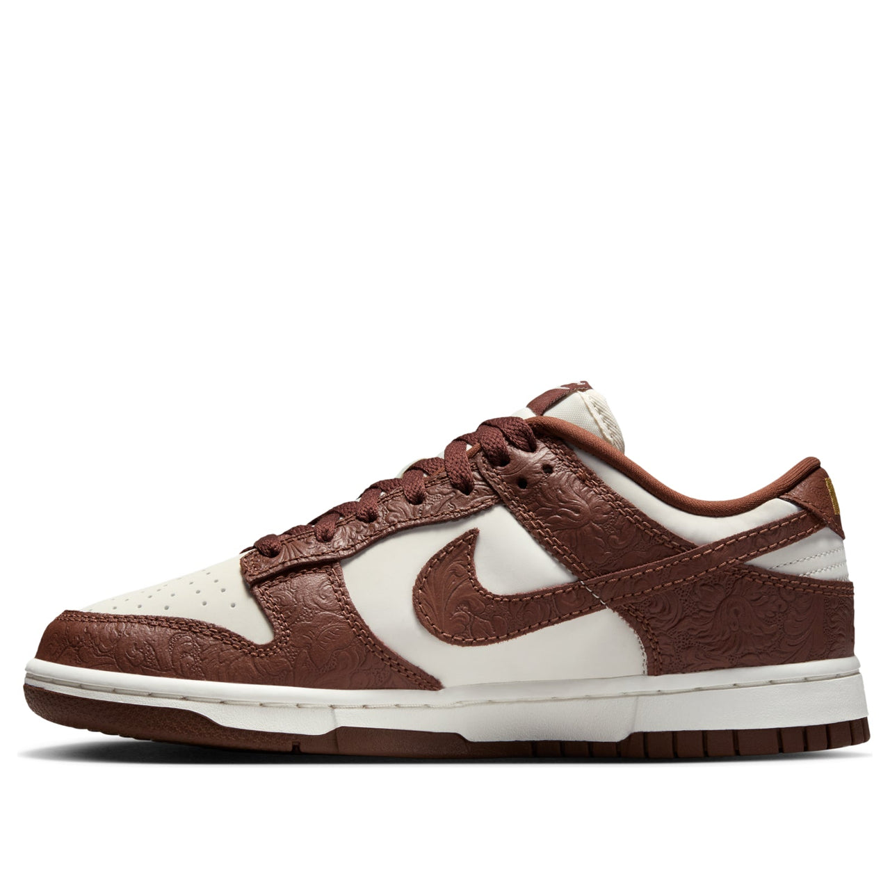 (WMNS) Nike Dunk Low 'Embossed Baroque Sail Fauna Brown' IF3944-100