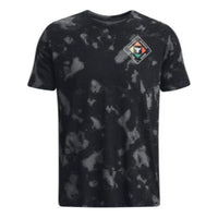 تي شيرت Under Armour Project Rock HWIR مطبوع بأكمام قصيرة "أسود رمادي" 1377928-001