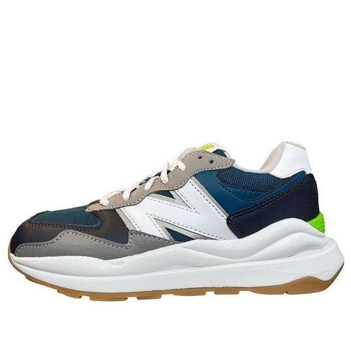 (GS) حذاء New Balance مقاس 57/40 "أزرق رمادي أبيض" GC5740PV