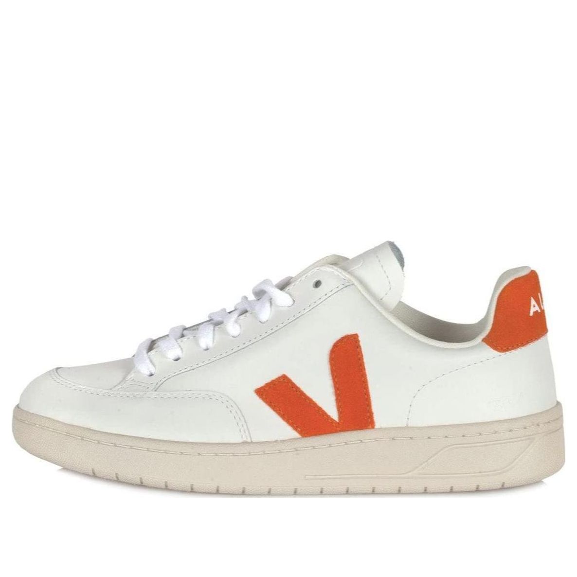 Veja V-12 Leather 'White Pumpkin' XD0203113