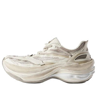(WMNS) Balenciaga Jet Sneaker 'Eggshell' 872640WMRTN9191