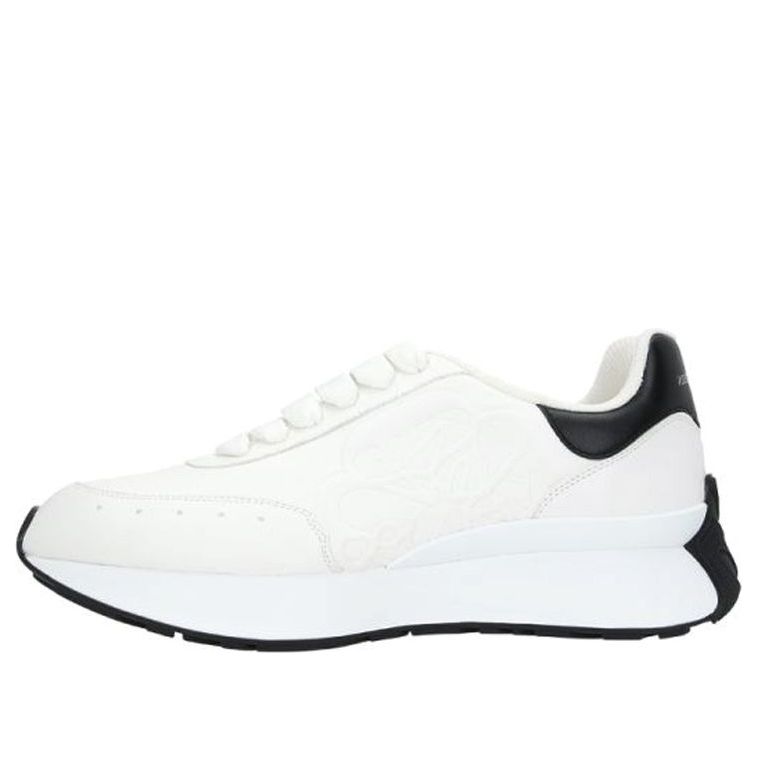 (WMNS) Alexander McQueen Sprint Runner 'White Black' 687995WIC939061