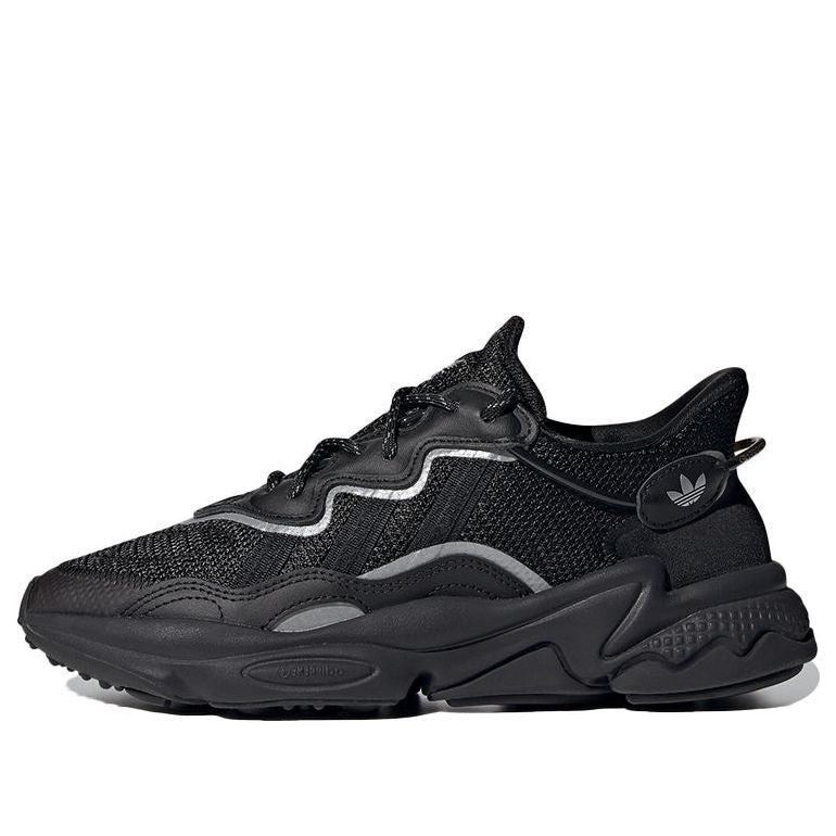 (WMNS) adidas Ozweego 'Black Reflective' Q46168