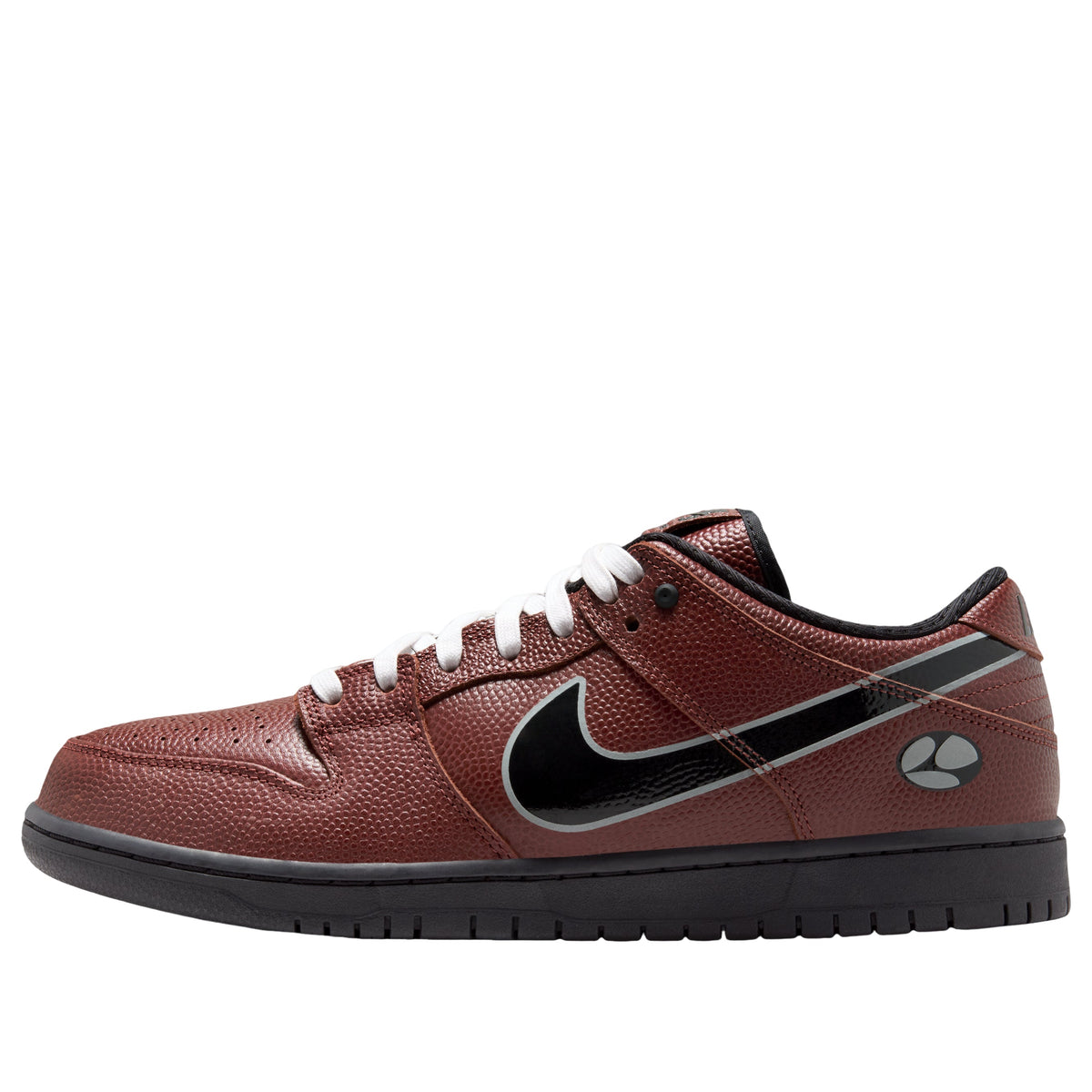 Nike x Limosine Skateboards SB Dunk Low 'Football' HJ4131-200