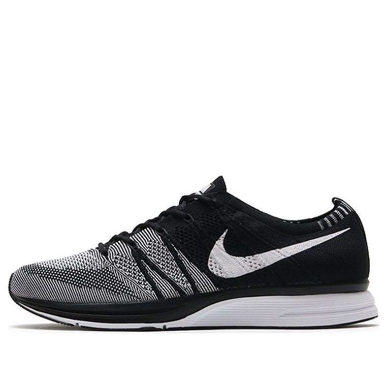 Nike Flyknit Trainer 2018 'Oreo' AH8396-005