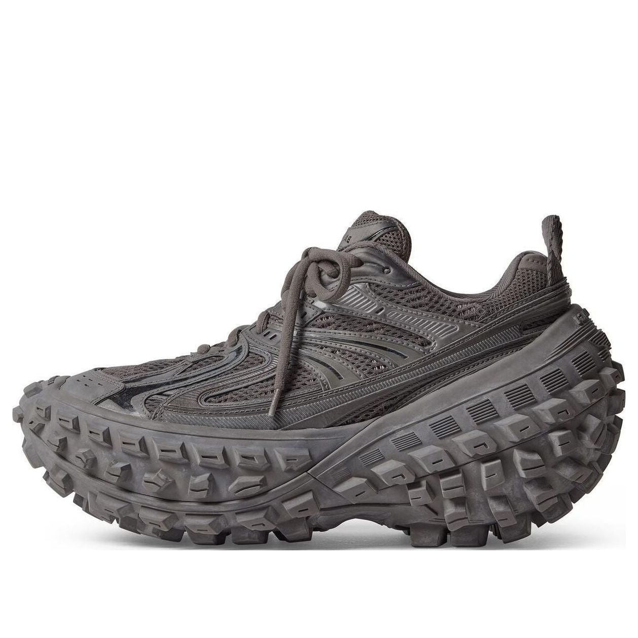 (WMNS) Balenciaga Bouncer Defender Screw Sneakers 'Grey' 685611W2RAA2000