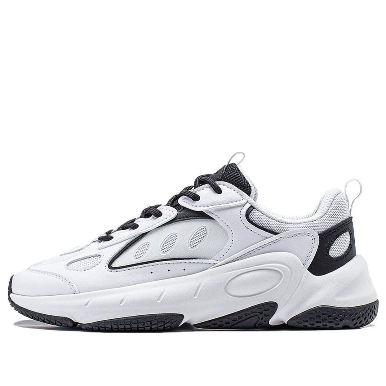 (WMNS) Li-Ning Wing Style 'White Black' AGCT462-3