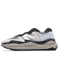 New Balance 57/40 'Grey Black' size? Exclusive M5740SP1