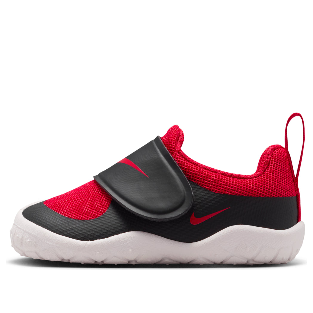 (TD) Nike Swoosh 1 Essential 'Black University Red' HV5043-002