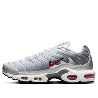 (WMNS) Nike Air Max Plus 'Metallic Silver University Red' HM9654-001
