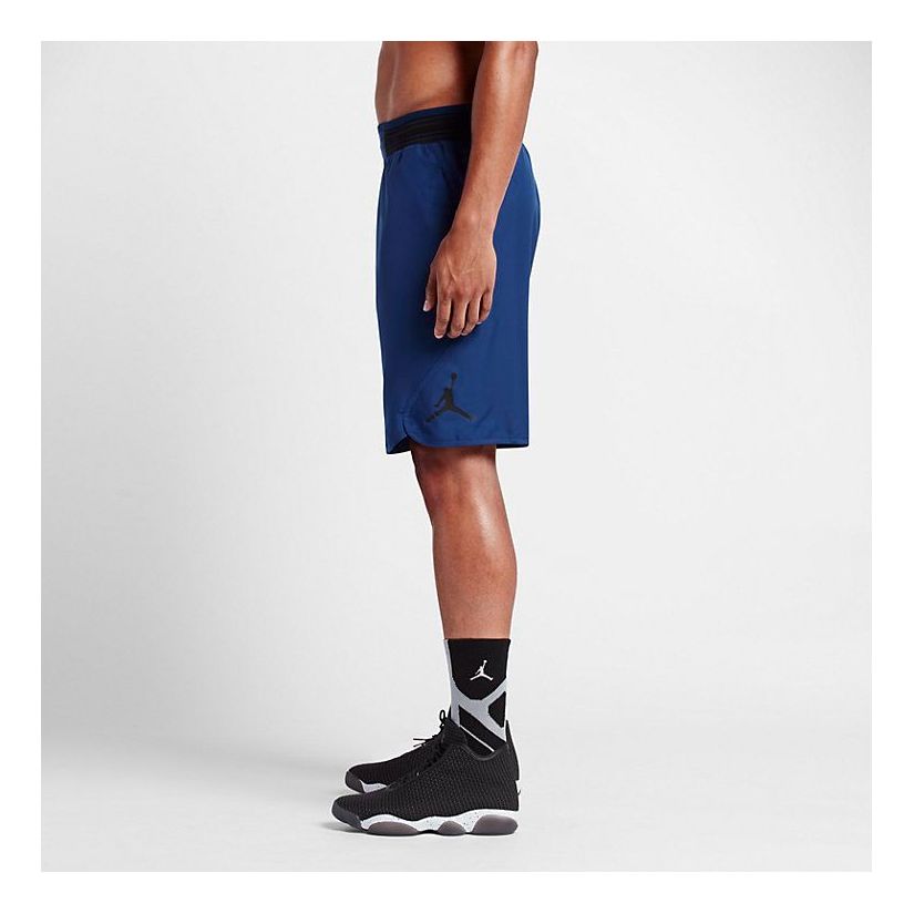 Nike Mens short 821917-455