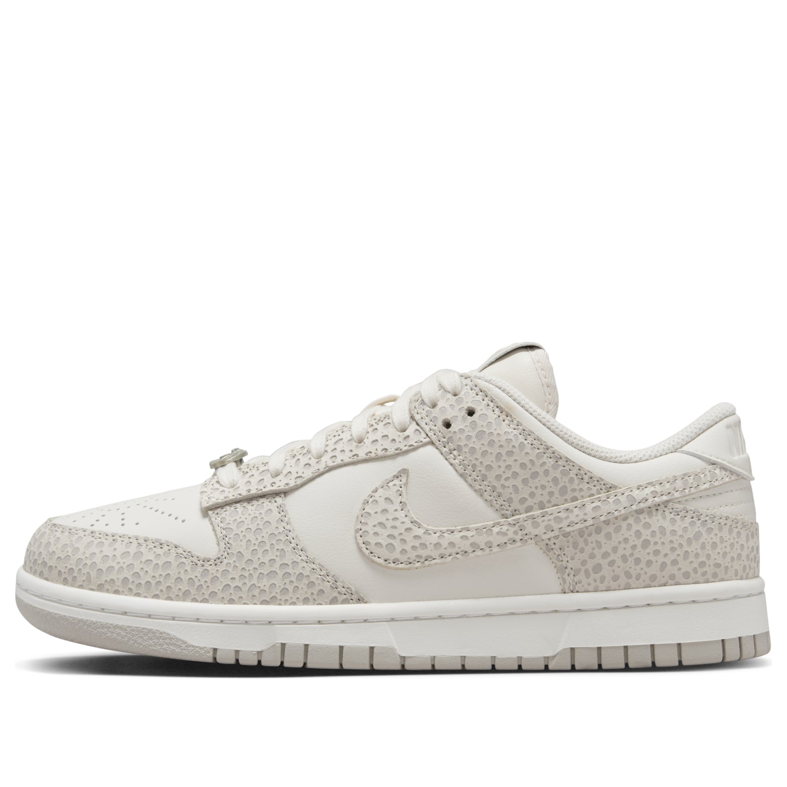 (WMNS) Nike Dunk Low Safari 'Light Smoke' FV6516-001