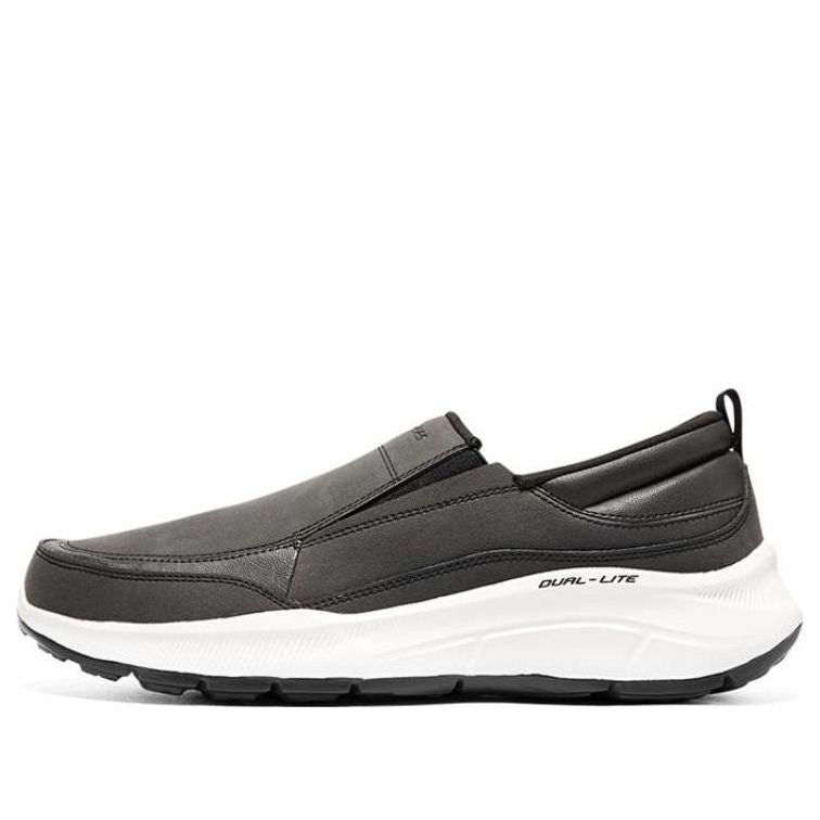 Skechers Relaxed Fit: Equalizer 5.0 - Harvey 'Black White' 232517-BKW