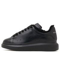 Alexander McQueen Oversized Sneakers 'Triple Black' 604228WHBN61000