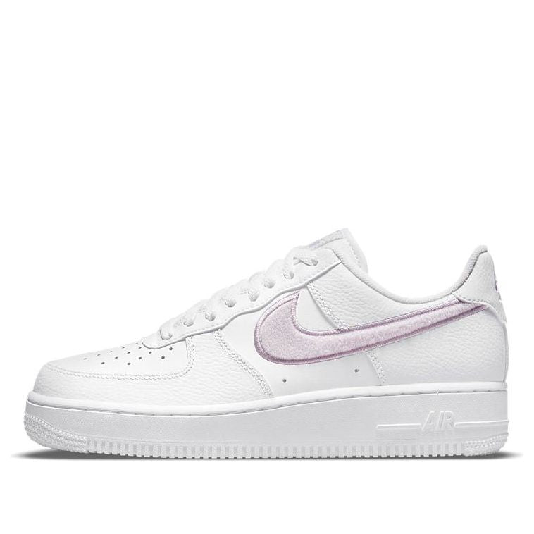 (WMNS) Nike Air Force 1 '07 Essential 'Chenille Swoosh - White Lilac' DN5056-100