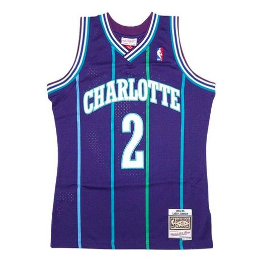 Mitchell & Ness NBA Swingman Jersey 'Charlotte Hornets - Larry Johnson 1994/95' SMJYAC18008-CHOPURPLJO94