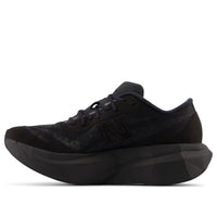 (WMNS) New Balance x District Vision FuelCell SuperComp Elite v4 'Black' WRCELDV4