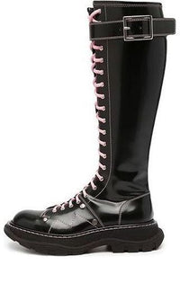 (WMNS) Alexander McQueen Tread Lace Up Boots 'Black Pink Lace' 595466WHZ881336