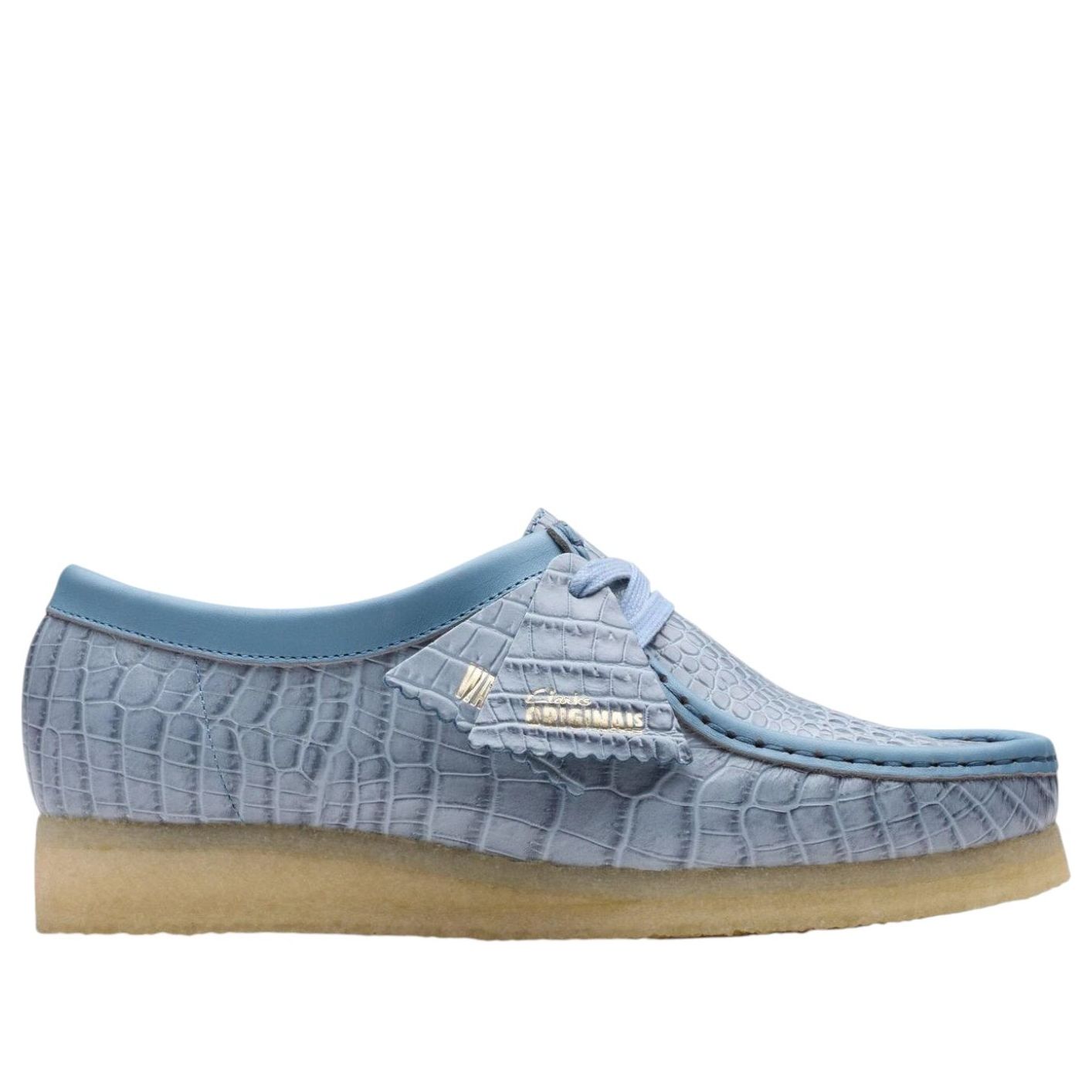 (WMNS) Clarks Wallabee Croc 'Powder Blue' 26180681