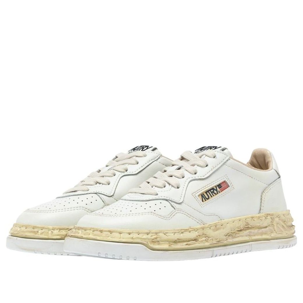 AUTRY × Maison MIHARA YASUHIRO General Scale Medalist Low Supervintage 'White' C15FW301-WHITE