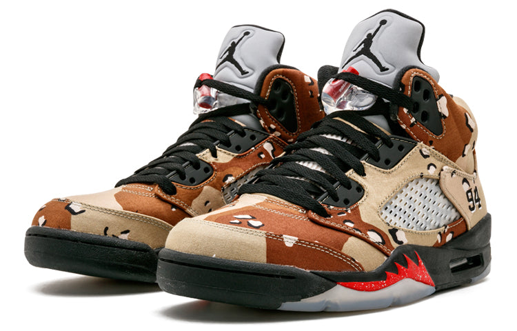 Air Jordan 5 Retro x Supreme 'Desert Camo' 824371-201