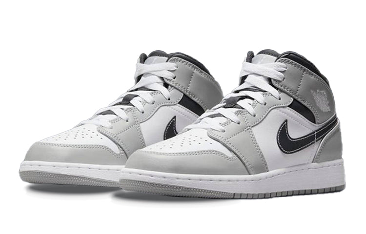 (GS) Air Jordan 1 Mid 'Light Smoke Grey' 554725-078