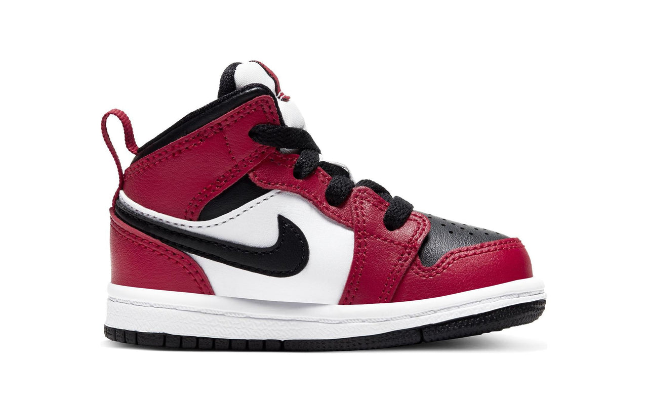 (TD) Air Jordan 1 Mid 'Chicago Black Toe' 640735-069