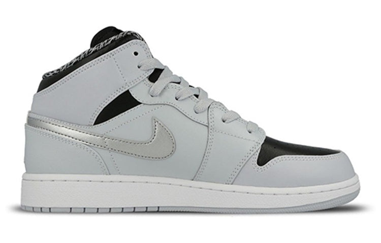 (GS) Air Jordan 1 Retro Mid 'Pure Platinum' 554725-032